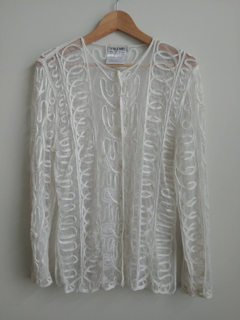 Vintage Valenti Large 100% rayon pearl buttons down sheer white blouse top